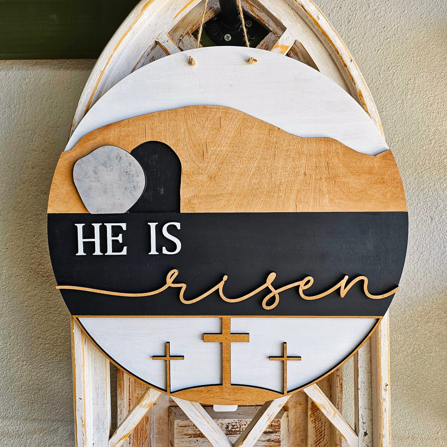 He is Risen: 3D Round Door Hanger
