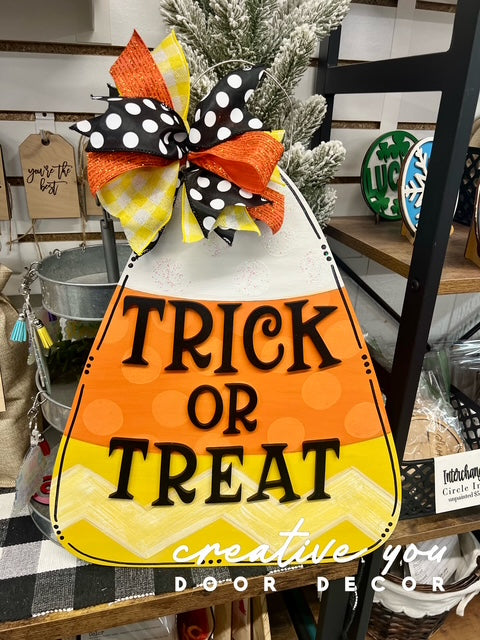 Candy Corn - Trick or Treat - Halloween: 3D Door Hanger