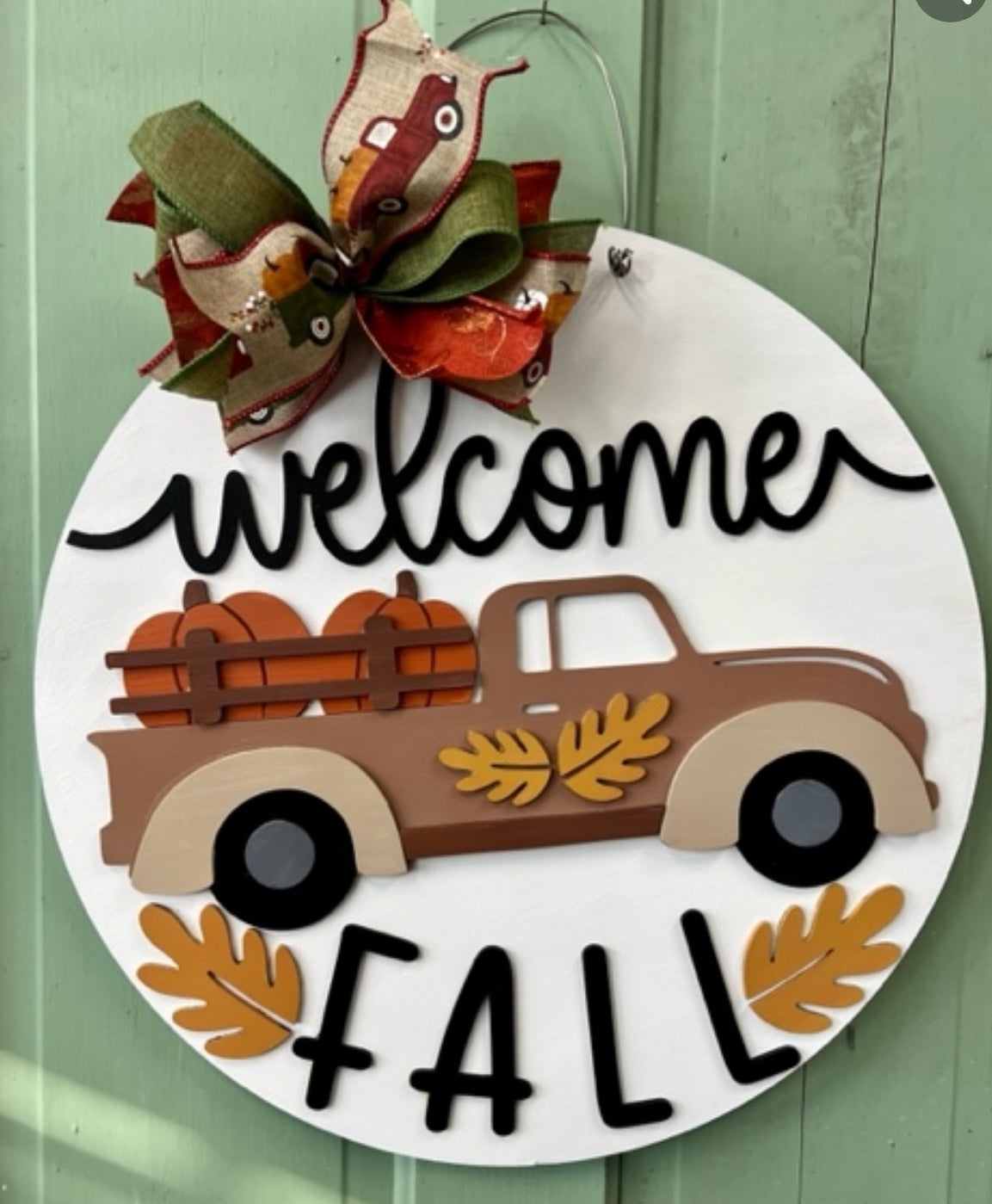 Welcome Fall Vintage Truck w Pumpkins: 3D Round Door Hanger