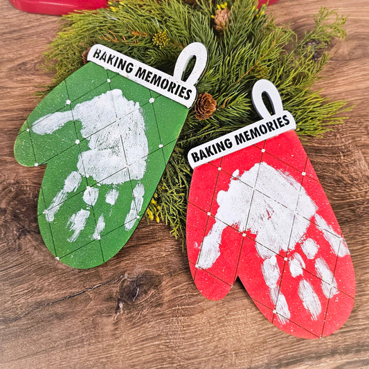 Kids Oven Mitt Handprint: 3D Pop Out Kit